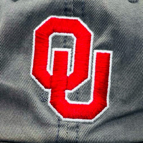 NCAA Oklahoma Sooners hat - Picture 2 of 6